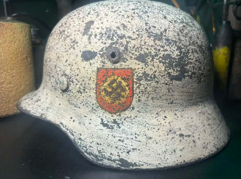 WWII German ET66 Double Decal Winter Camouflage Helmet